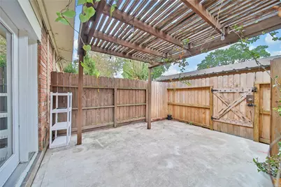 14435 Misty Meadow Lane, Houston, TX 77079 - Photo 27