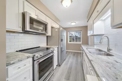 14435 Misty Meadow Lane, Houston, TX 77079 - Photo 11