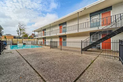 2810 Beauchamp Street #27, Houston, TX 77009 - Photo 11