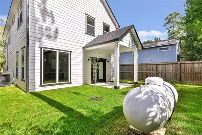 729 Magnolia Point Drive, Houston, TX 77336 - Photo 7