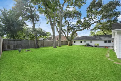 205 Cedar Lane, El Lago, TX 77586 - Photo 41