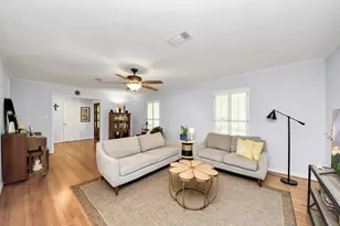 205 Cedar Ln, El Lago, TX 77586 - Photo 7