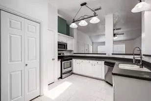 4705 Meadowood Dr, Baytown, TX 77521 - Photo 19