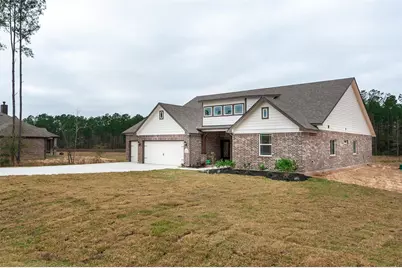 13616 Armstrong, Conroe, TX 77303 - Photo 3