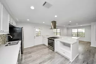 1505 Chippendale Rd, Houston, TX 77018 - Photo 17