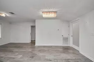 1505 Chippendale Rd, Houston, TX 77018 - Photo 15