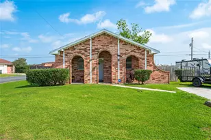 6918 Woodrow St, Texas City, TX 77591 - Photo 3