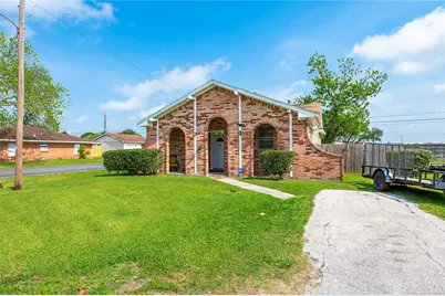 6918 Woodrow Street, Texas City, TX 77591 - Photo 29