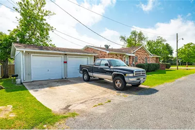 6918 Woodrow Street, Texas City, TX 77591 - Photo 27