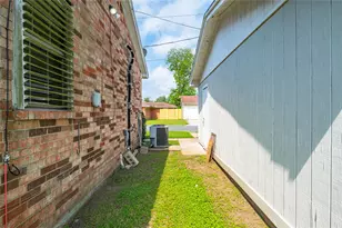 6918 Woodrow St, Texas City, TX 77591 - Photo 33