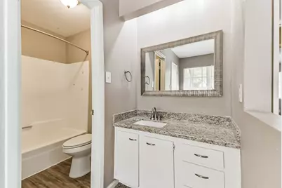 26 W Broken Oak Court, The Woodlands, TX 77381 - Photo 17