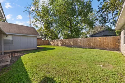 2103 6th Street, Stafford, TX 77477 - Photo 25