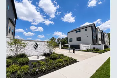 511 Hillwood Heights Drive, Houston, TX 77091 - Photo 7
