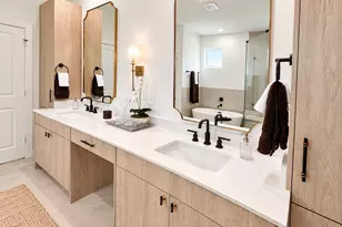 511 Hillwood Hts Dr, Houston, TX 77091 - Photo 19