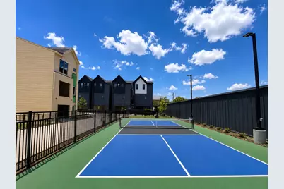 511 Hillwood Heights Drive, Houston, TX 77091 - Photo 17