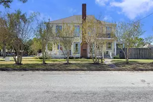 1017 Water St, Navasota, TX 77868 - Photo 3