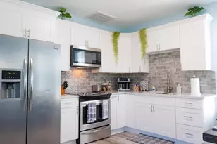 5801 Ave S 1/2, Galveston, TX 77551 - Photo 17