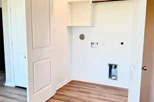 288 Buckskin Dr, Palacios, TX 77465 - Photo 15