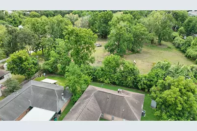 4205 Lariat Drive, Baytown, TX 77521 - Photo 3