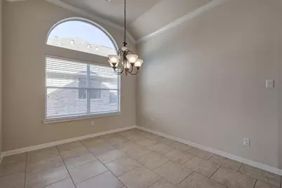 22 Powers Bend Way, The Woodlands, TX 77382 - Photo 5