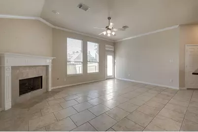 22 Powers Bend Way, The Woodlands, TX 77382 - Photo 9