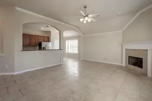 22 Powers Bend Wy, The Woodlands, TX 77382 - Photo 7