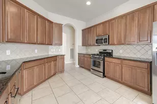 22 Powers Bend Wy, The Woodlands, TX 77382 - Photo 11