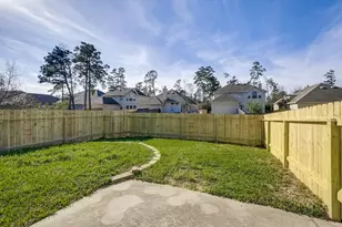 22 Powers Bend Wy, The Woodlands, TX 77382 - Photo 25