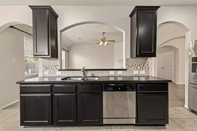 3327 Fairmont Hills Lane, Katy, TX 77494 - Photo 11
