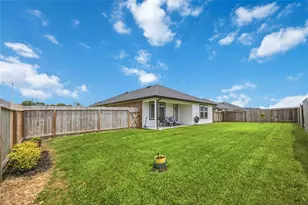 1029 Great Barracuda Ln, Alvin, TX 77511 - Photo 29