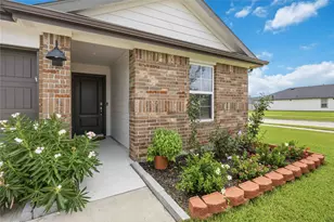 1029 Great Barracuda Ln, Alvin, TX 77511 - Photo 3