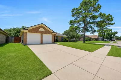 4402 Leyland Drive, Pearland, TX 77584 - Photo 3
