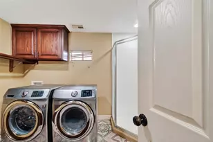 807 Ruth St, Baytown, TX 77520 - Photo 13