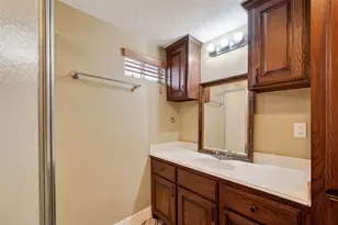 807 Ruth St, Baytown, TX 77520 - Photo 29