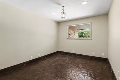 5251 Birdwood Road, Houston, TX 77096 - Photo 19