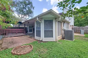 2030 Creek Valley Ln, Sugar Land, TX 77478 - Photo 47