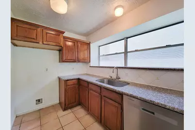 2030 Creek Valley Lane, Sugar Land, TX 77478 - Photo 23
