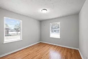 8410 Bob White Dr, Houston, TX 77074 - Photo 7