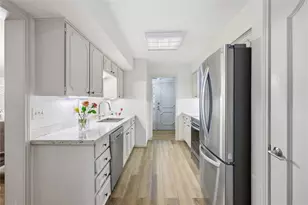 5050 Ambassador Way, Houston, TX 77056 - Photo 15