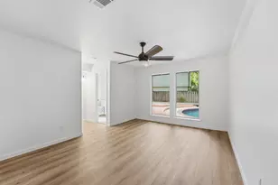 1907 Tangle Lake Dr, Houston, TX 77339 - Photo 19