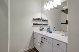 13419 Harrow Park Ln, Houston, TX 77049 - Photo 15