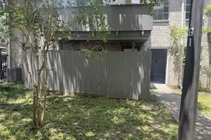 9700 Leawood Blvd, Houston, TX 77099 - Photo 1