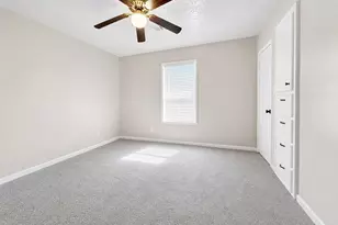 4902 Magnolia Ln, Old River Winfree, TX 77535 - Photo 11