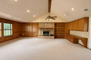 4902 Magnolia Ln, Old River Winfree, TX 77535 - Photo 15
