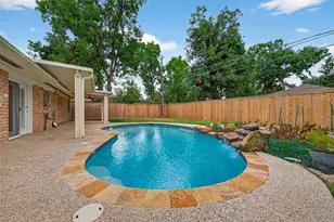 6926 Pine Grove Dr, Houston, TX 77092 - Photo 19