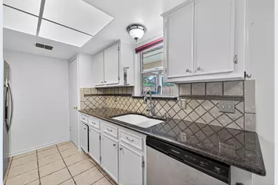 6926 Pine Grove Drive, Houston, TX 77092 - Photo 7