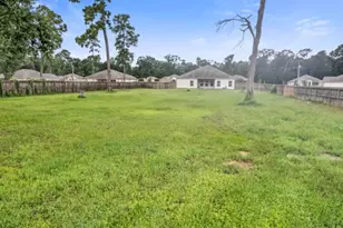 9850 Hunter Springs, Conroe, TX 77306 - Photo 29