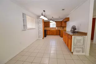 9210 Mapes St, Beaumont, TX 77707 - Photo 7