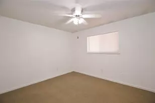 9210 Mapes St, Beaumont, TX 77707 - Photo 13