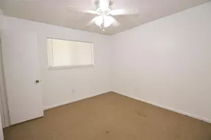 9210 Mapes St, Beaumont, TX 77707 - Photo 15